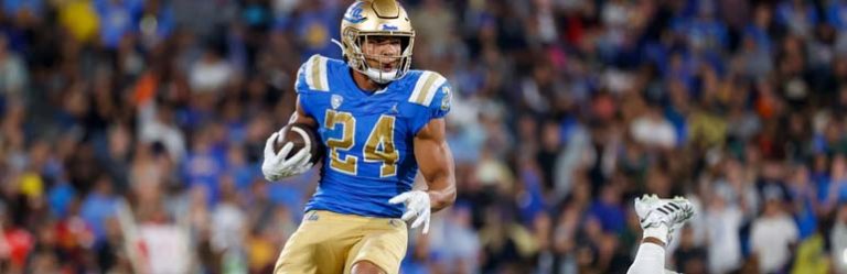 Analyze NFL QB Performance on Texas Sportsbooks